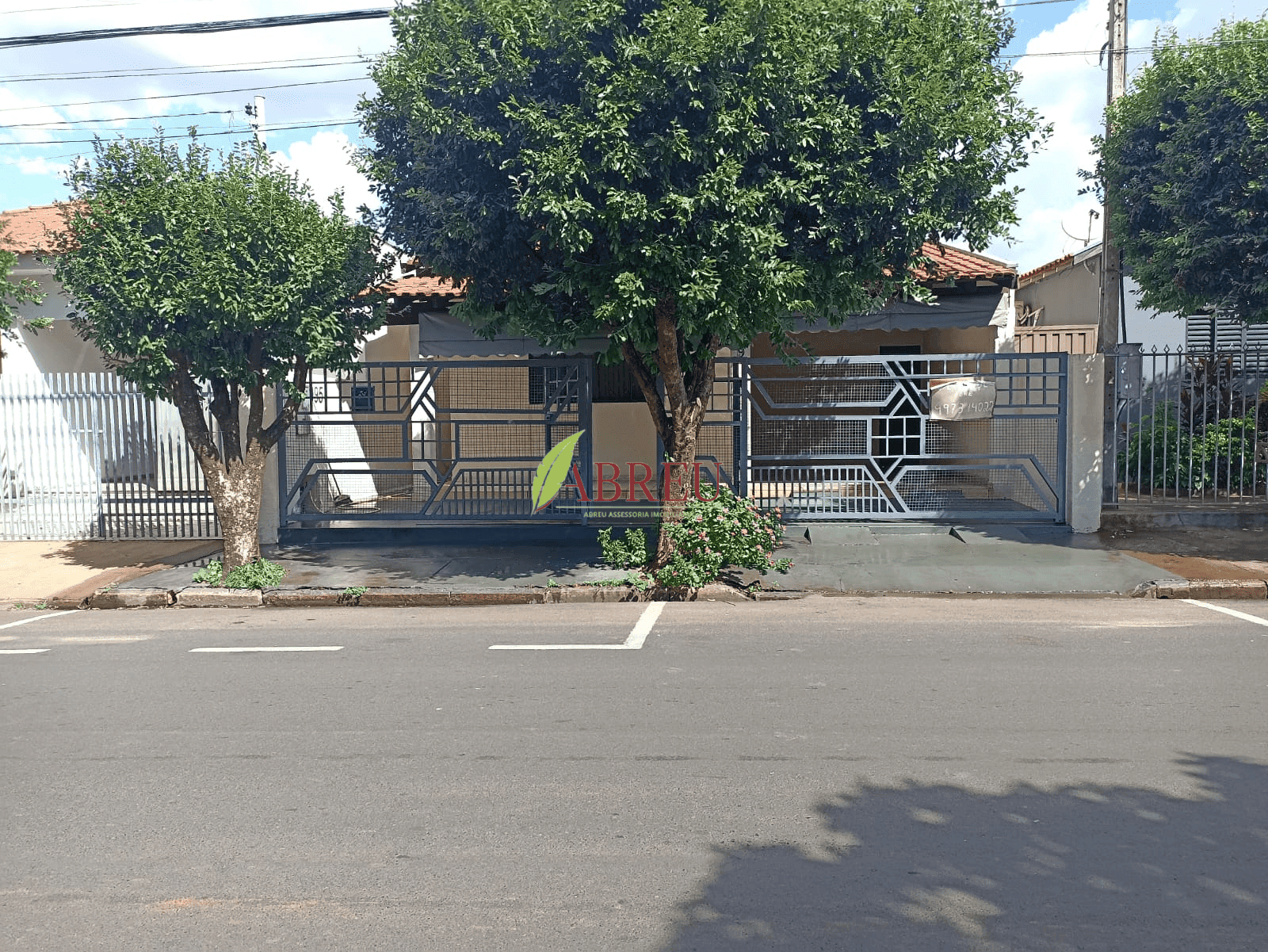 Casa com 3 dormitórios a venda, 150,25 m² por R$ 390.000,00 – Centro – Cosmorama/SP