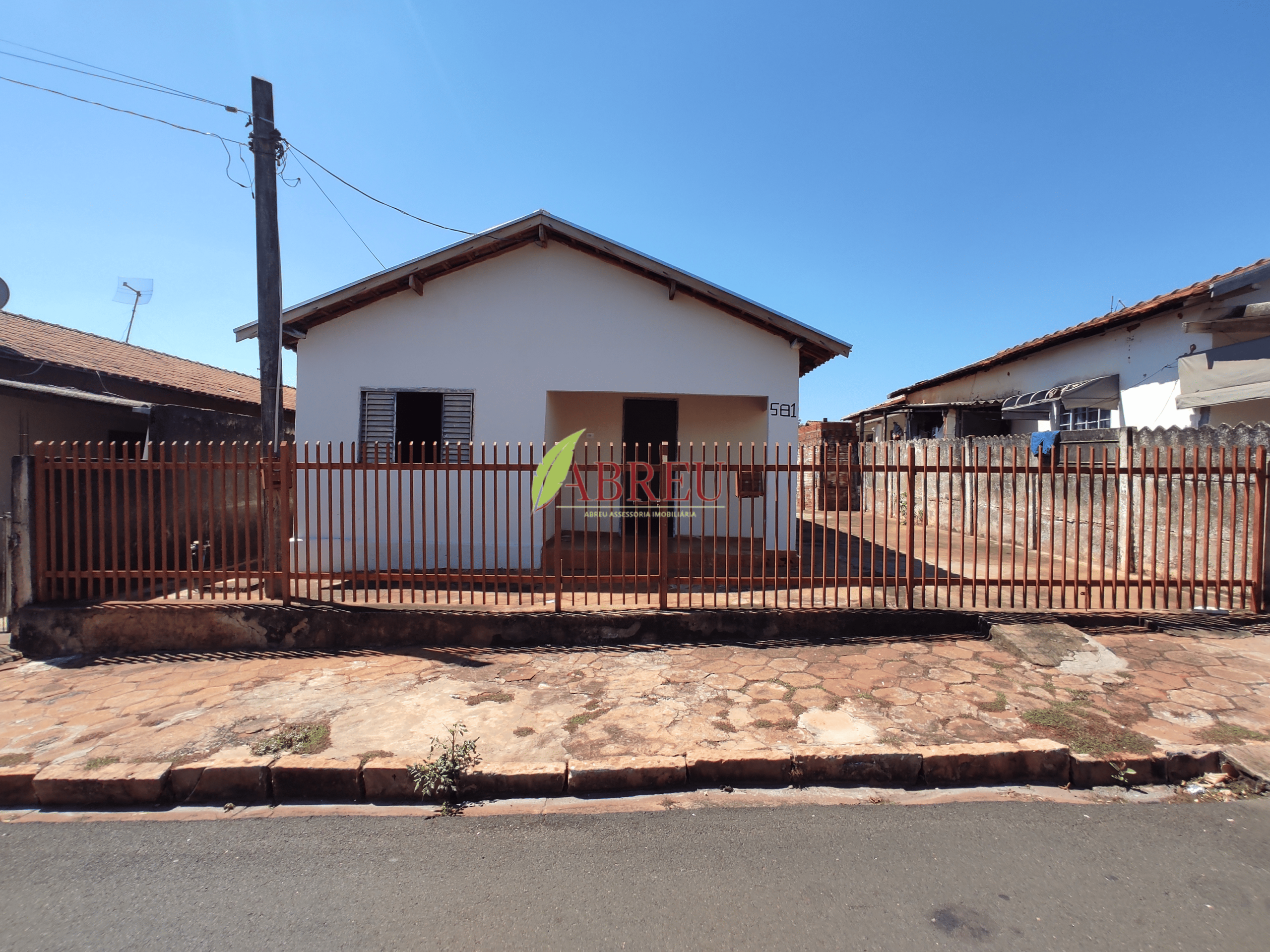 Casa com 2 dormitórios à venda, 104,74 m² por R$ 150.000,00 – Centro – Cosmorama/SP