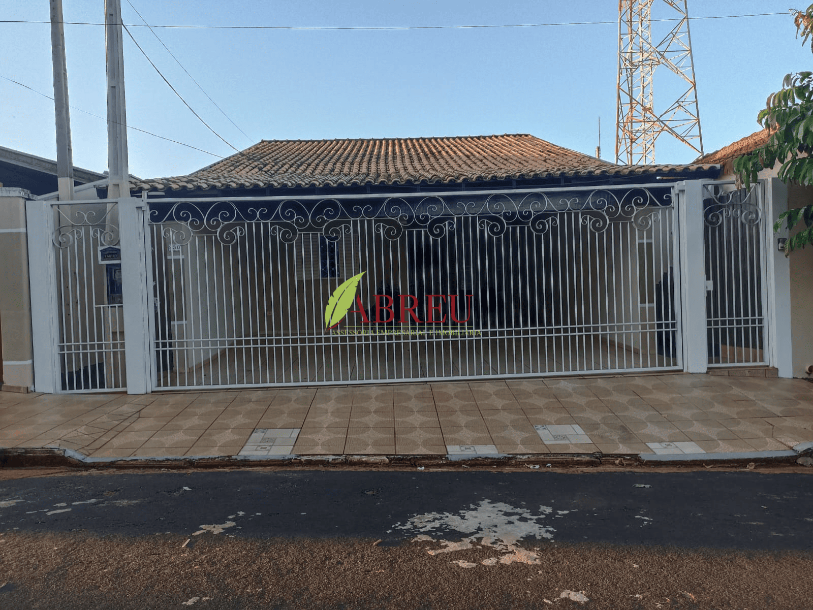 Casa com 3 dormitórios à venda por R$ 220.000,00 – Vila Nova – Cosmorama/SP