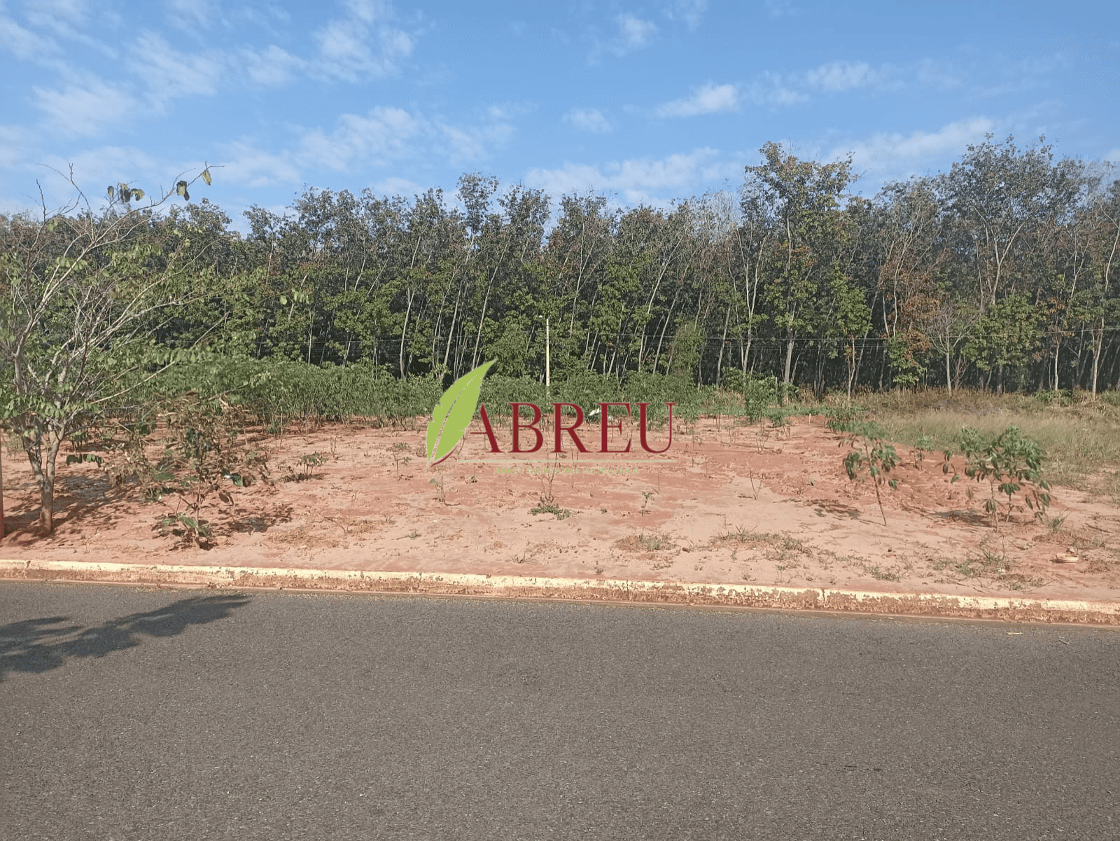 Terreno à venda de 200 m² por R$ 65.000,00 – Jd. Itália – Cosmorama/SP