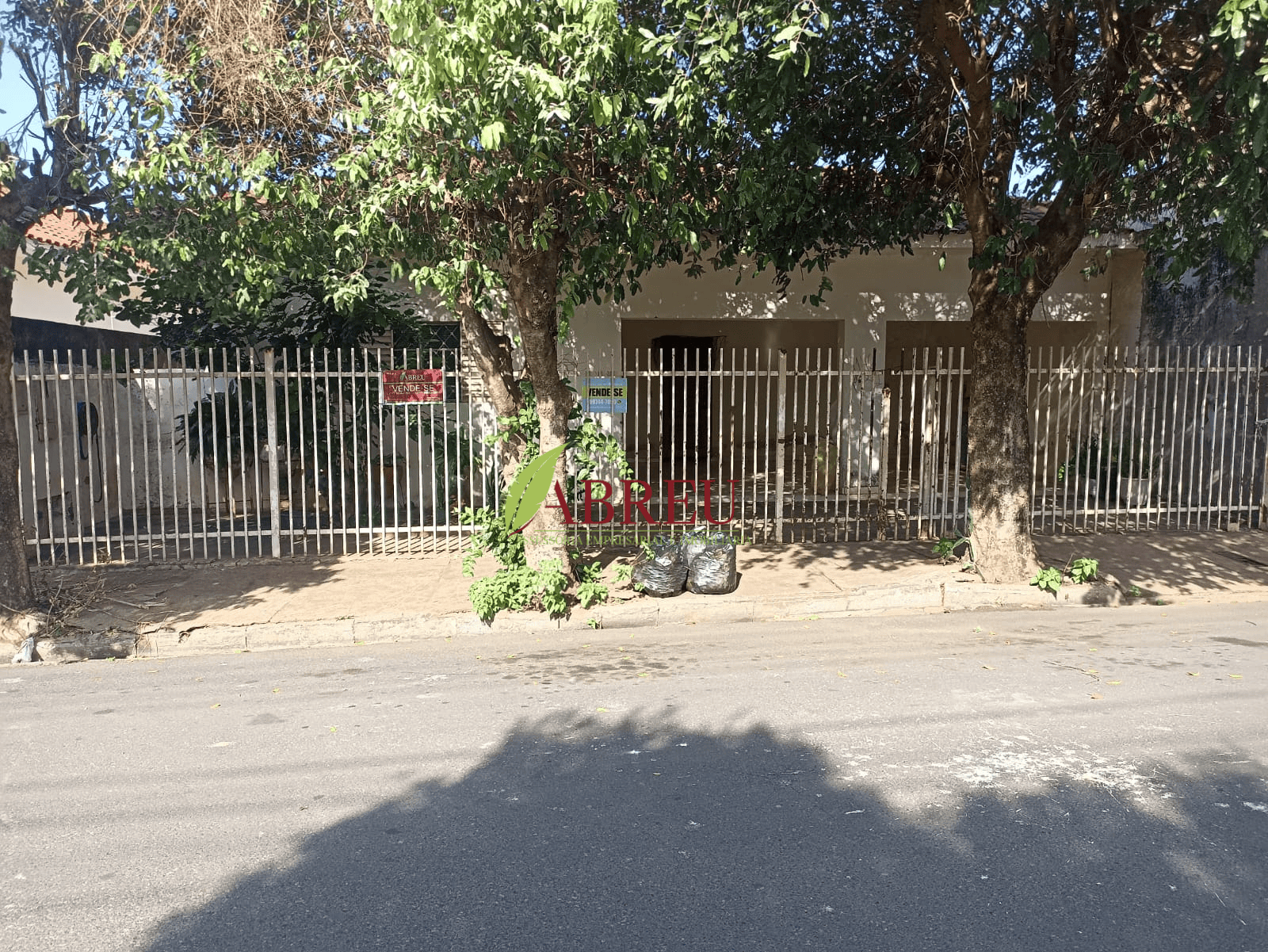 Casa com 3 dormitórios à venda, 215,33 m² por R$ 190.000,00 – San Fernando – Cosmorama/SP