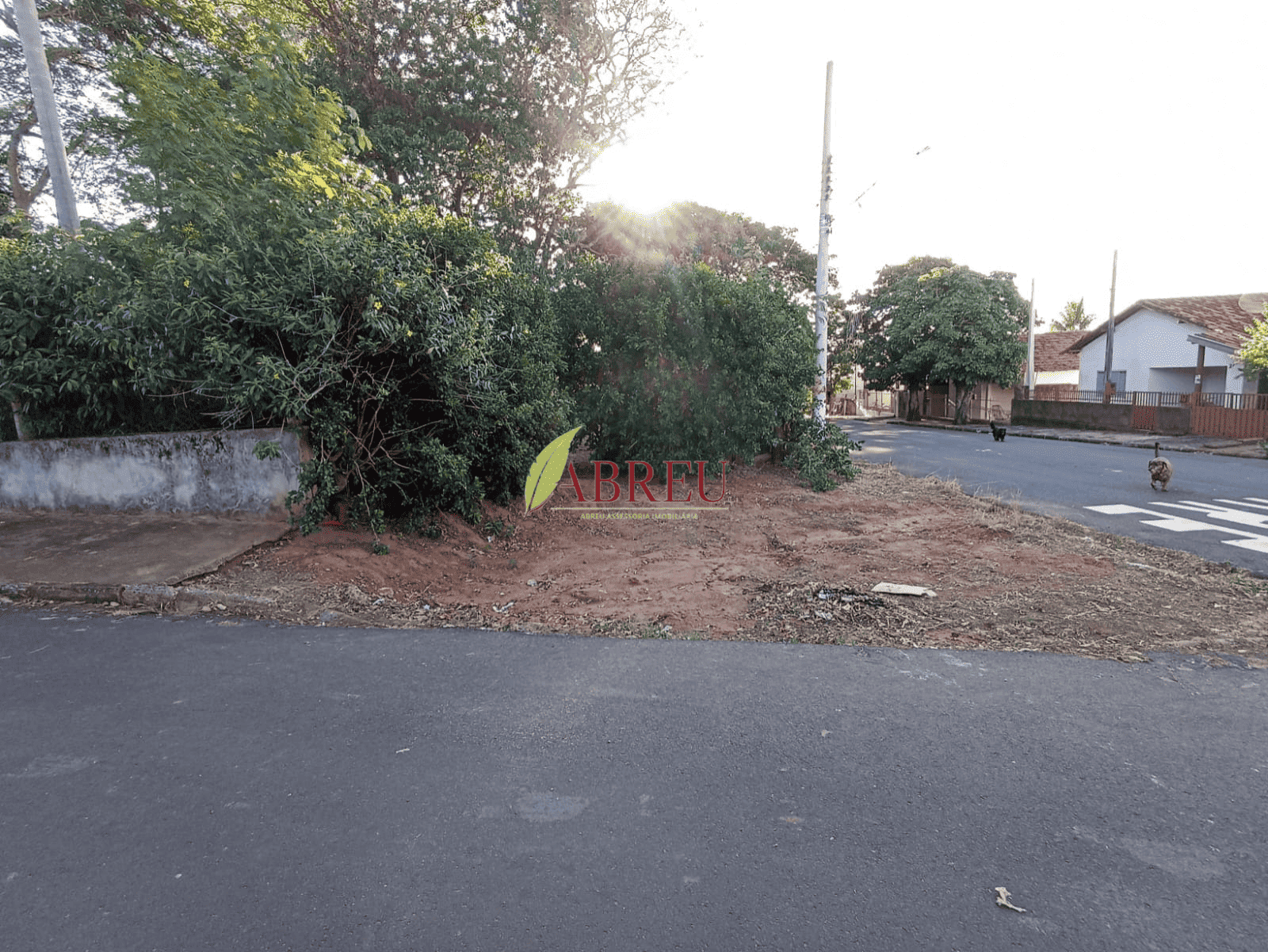 Terreno à venda de 200 m² – Entrada R$ 15.000,00 + 18 x R$ 1.945,00 – Vila Honório – Cosmorama/SP