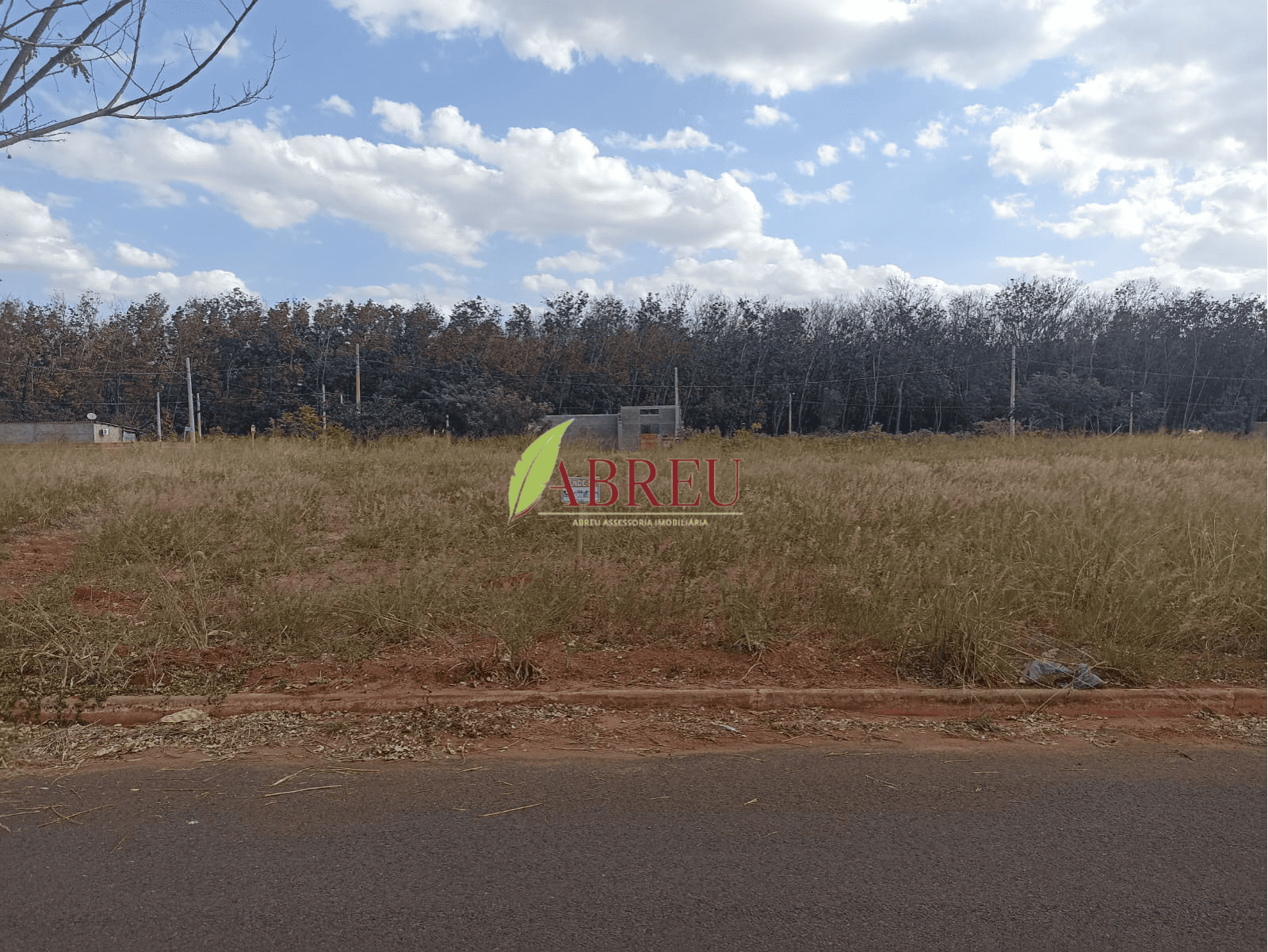 Terreno à venda de 200 m² por R$ 65.000,00 – Jd. Itália – Cosmorama/SP