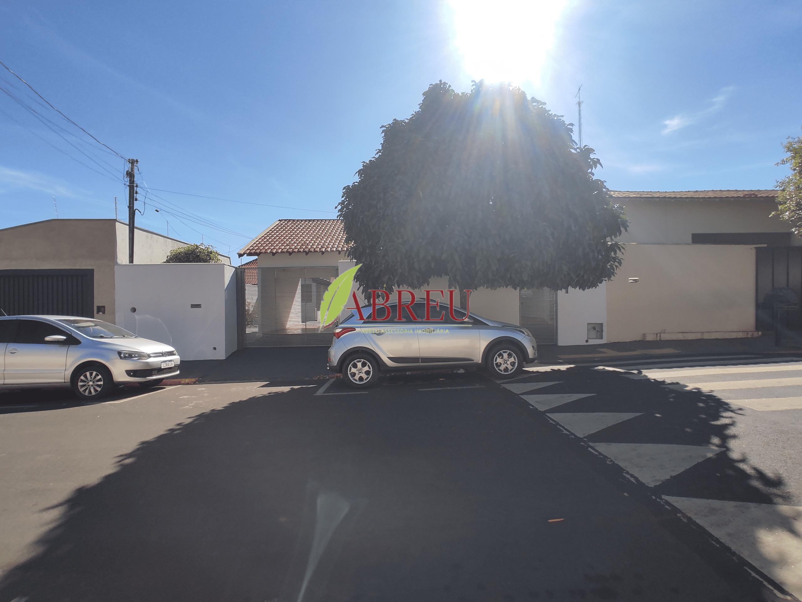 Casa com 4 dormitórios, 209,80  m² – Venda e Locação – Centro – Cosmorama/SP