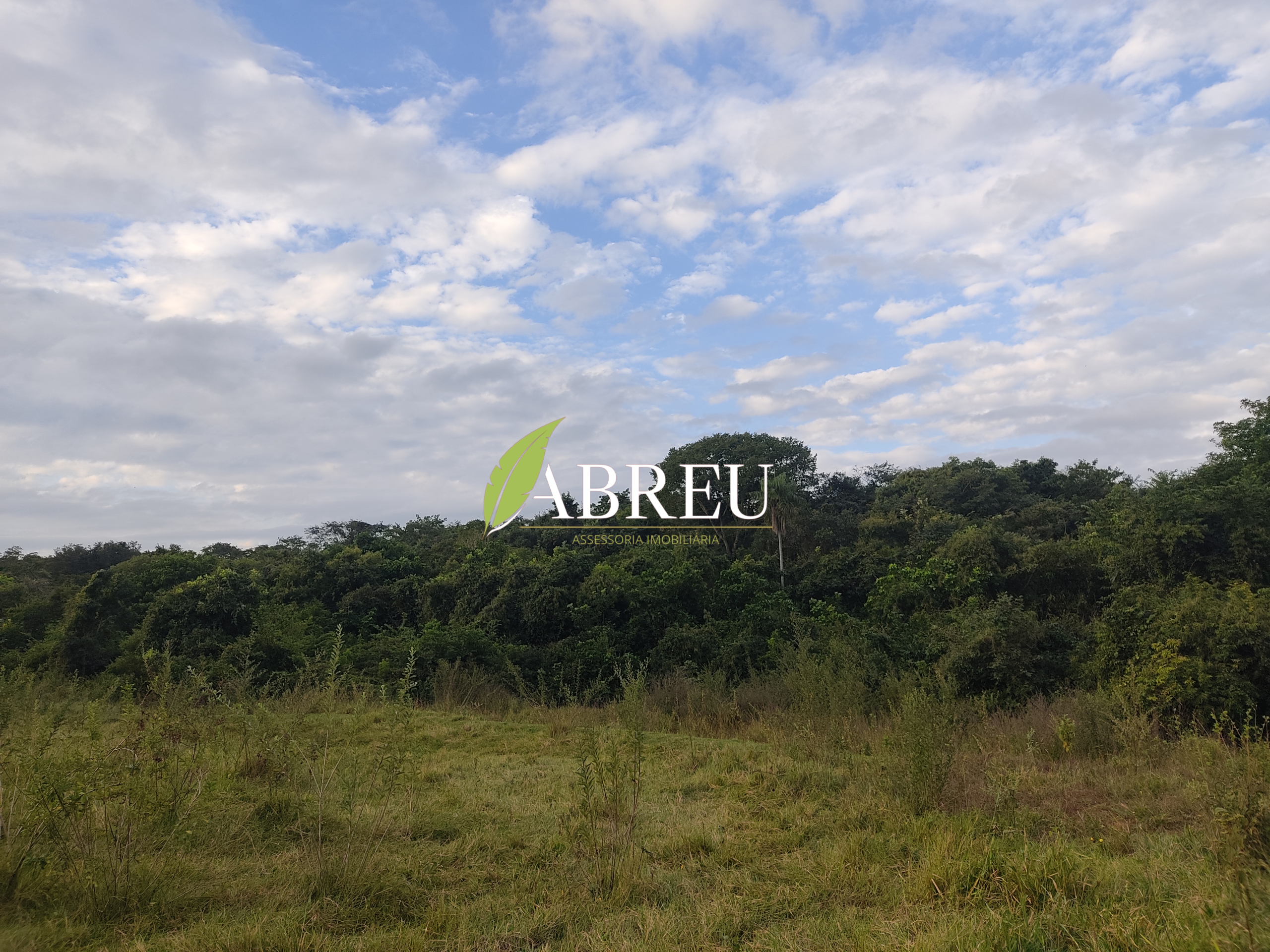Área de compensação ambiental à venda de 7,4 ha por R$ 180.000,00 – Zona Rural – Cosmorama/SP